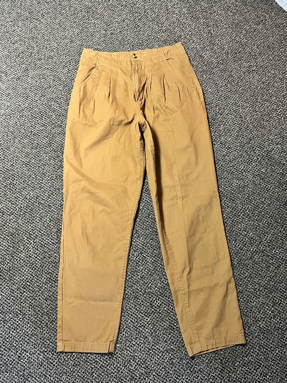 Women's Forever 21 Khaki Capri Pants Size Medium Tan Outdoor Casual Safari